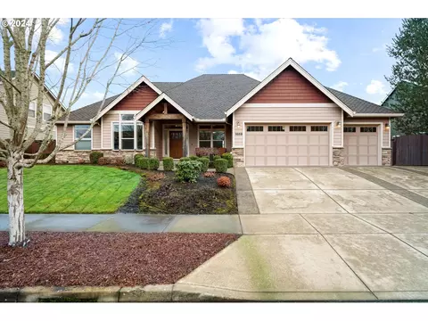 1689 NW Medinah Dr, Mcminnville, OR 97128