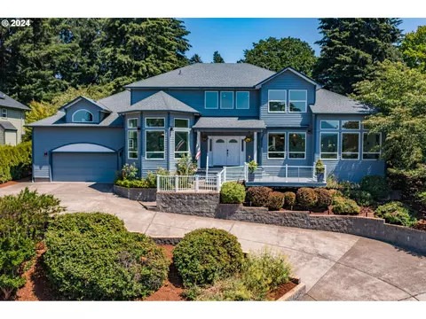 405 S 31st St, Philomath, OR 97370