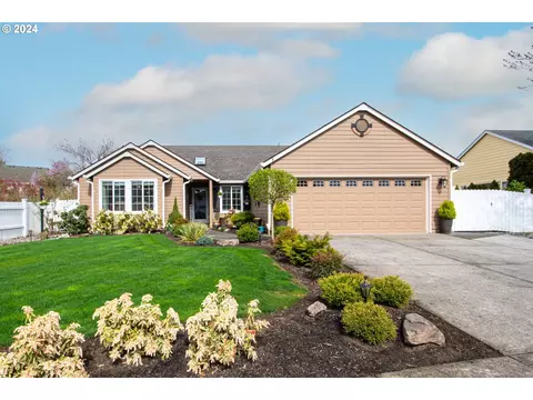 17408 SE 30th St, Vancouver, WA 98683
