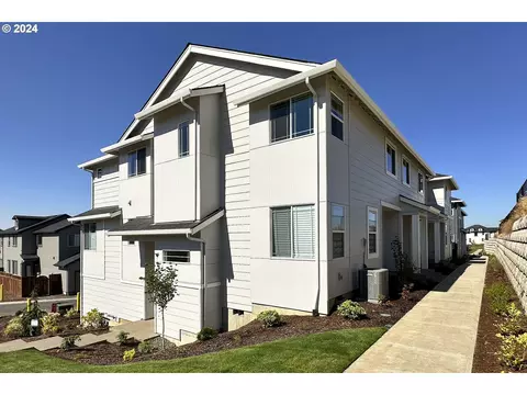 14632 SW 165th Ave, Tigard, OR 97224