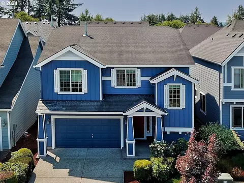 954 SW 19th Way, Troutdale, OR 97060