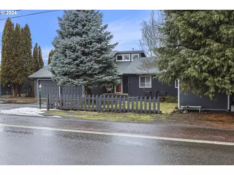 2500 Belmont Dr, Hood River, OR 97031
