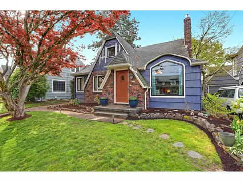2032 NE Mason St, Portland, OR 97211