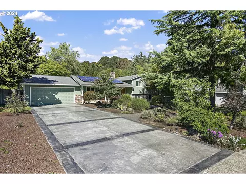 16645 SW Rigert Ter, Beaverton, OR 97007