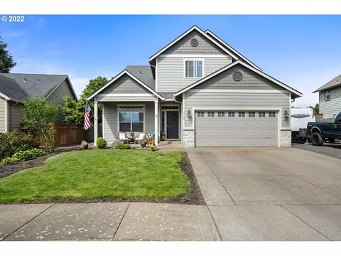 323 SW Bell Dr, Dallas, OR 97338