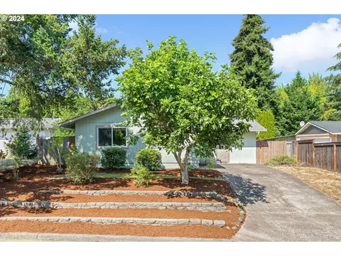 5895 SW 187th Dr, Aloha, OR 97078