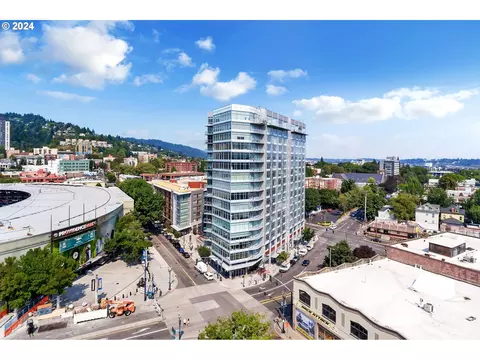 1926 W Burnside St #1109, Portland, OR 97209