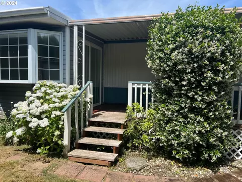 283 Broadmore Ave, Salem, OR 97301