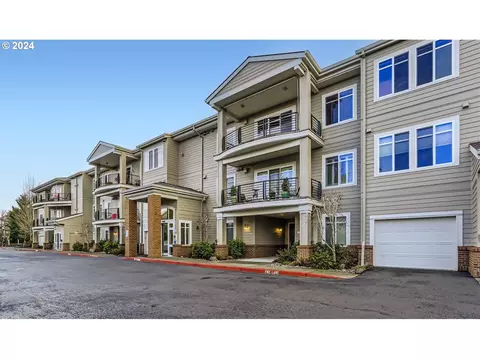 4873 NW Promenade Ter #328, Portland, OR 97229