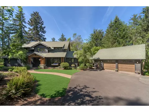 32776 Redtail Ln, Eugene, OR 97405