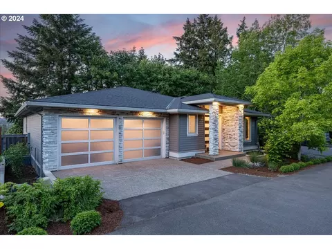 893 Cedar St, Lake Oswego, OR 97034