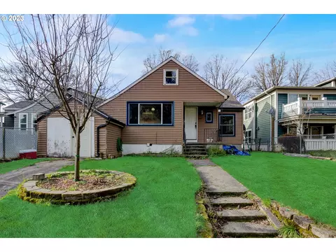 4915 NE Cleveland Ave, Portland, OR 97211