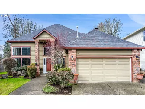 16084 White Oaks Dr, Lake Oswego, OR 97035