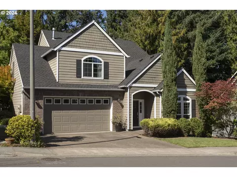 14705 SW Fern St, Tigard, OR 97223