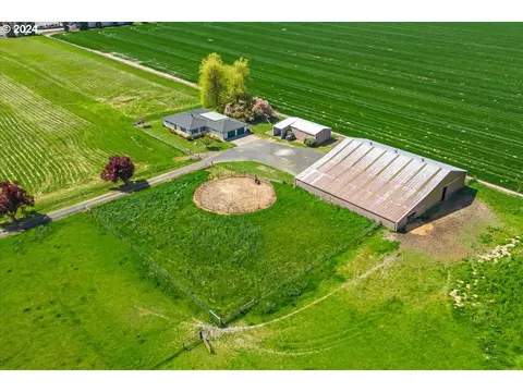 29651 S Barlow Rd, Canby, OR 97013