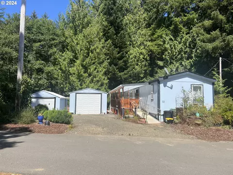5170 Grand Ave #10, Florence, OR 97439