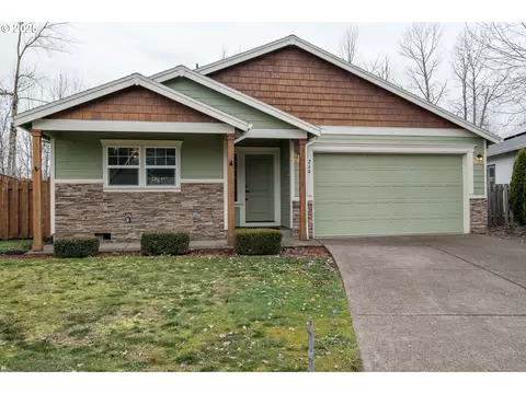 710 Eric Dr, Molalla, OR 97038