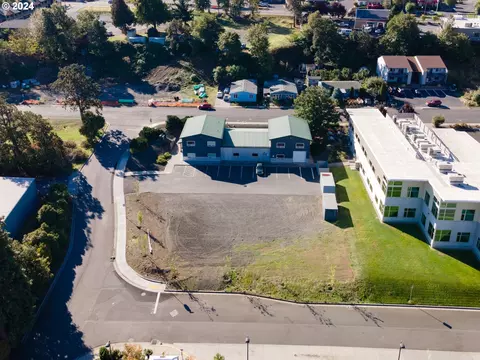 N Wasco Ct, Hood River, OR 97031