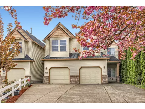 7554 SE Hacienda St, Hillsboro, OR 97123
