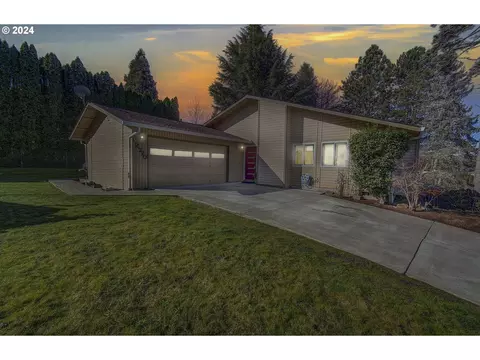 12770 SW Katherine St, Tigard, OR 97223