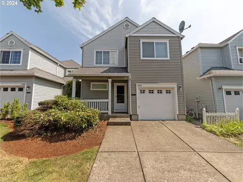 12674 NW Ashton Dr, Banks, OR 97106