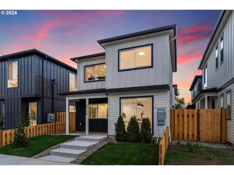 6475 SE 67th Ave #B, Portland, OR 97206
