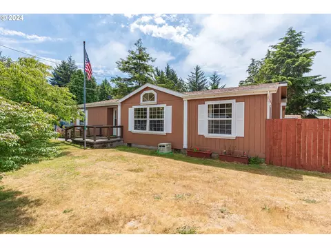 90986 Shell Ln, Coos Bay, OR 97420
