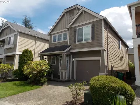 928 SW 17th Way, Troutdale, OR 97060