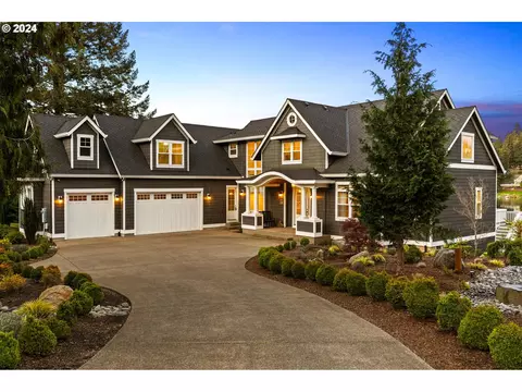20216 S Driftwood Dr, Oregon City, OR 97045
