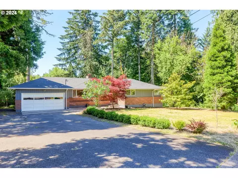 18460 SW Pheasant Ln, Beaverton, OR 97003