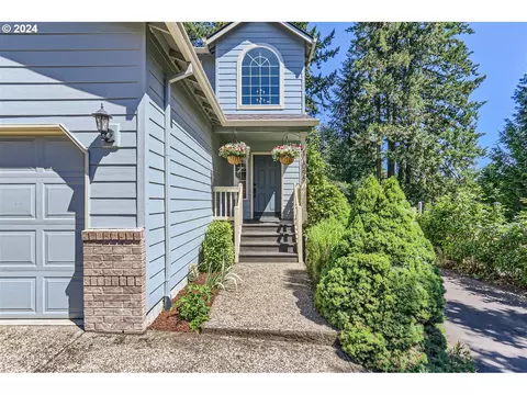 12095 SW Sweeney Pl, Portland, OR 97223