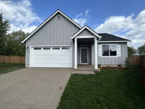 387 Foal Ct, Albany, OR 97322