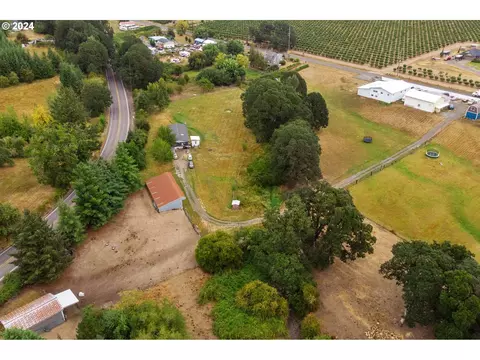 17951 NE Stillers Mill Rd, Yamhill, OR 97148