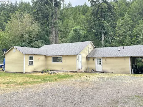 37674 Row River Rd, Dorena, OR 97434