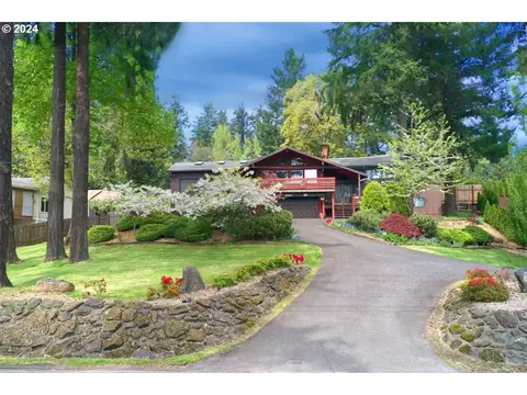 17246 SE Oatfield Rd, Portland, OR 97267