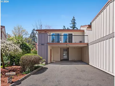 5717 NE Hazel Dell Ave #D, Vancouver, WA 98663