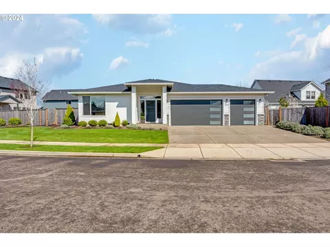 2009 NW Victoria Dr, Mcminnville, OR 97128