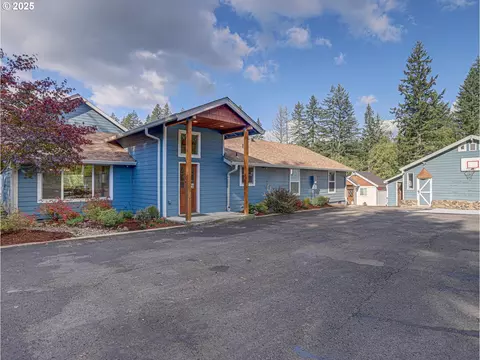 33125 SE Rainbow Rd, Estacada, OR 97023