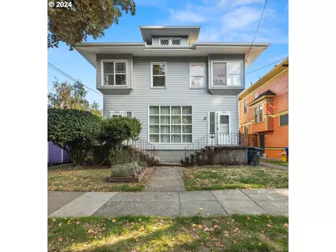 2425 SE Yamhill St, Portland, OR 97214