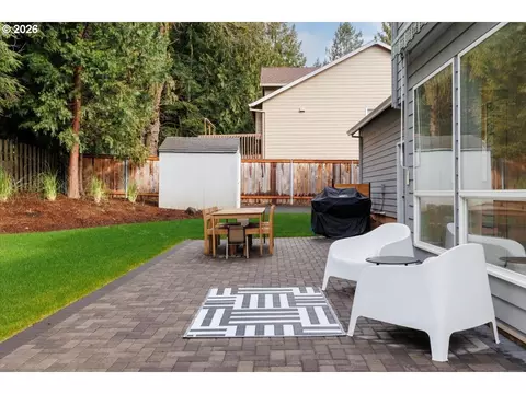 Exterior - 36745 Eldridge Dr, Sandy, OR 97055 photo 6 of 11