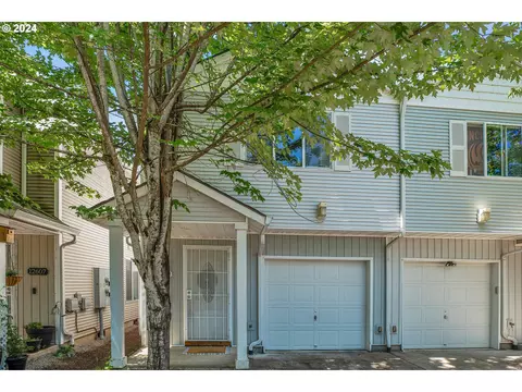 12609 SE Bush St #3, Portland, OR 97236