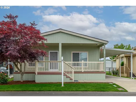4155 NE Three Mile Ln #70, Mcminnville, OR 97128