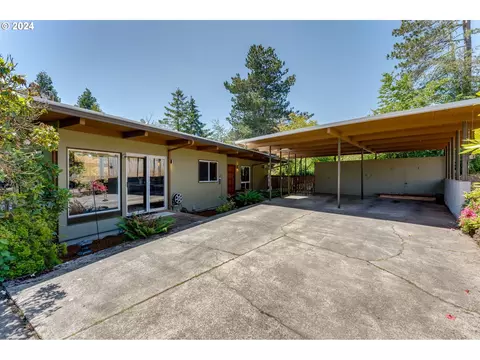 9029 SE 139th Ave, Happy Valley, OR 97086