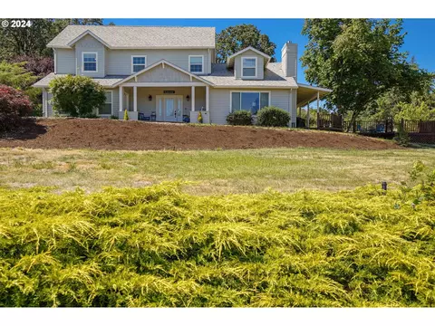 38725 Green Dr, Lebanon, OR 97355