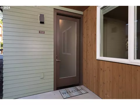 413 Adams Creek Pl #110, Hood River, OR 97031