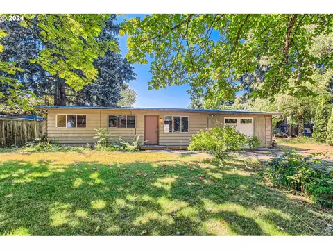103 NE 107th St, Vancouver, WA 98685