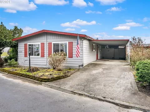 11694 SW Royal Villa Dr, Portland, OR 97224