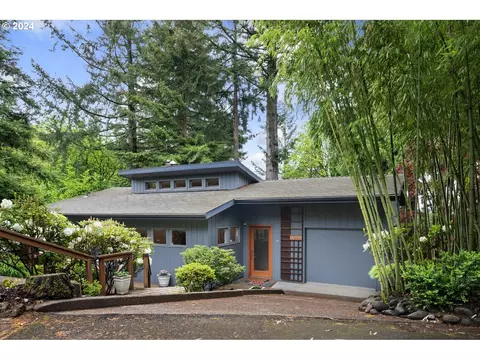 1001 SW Westwood Dr, Portland, OR 97239