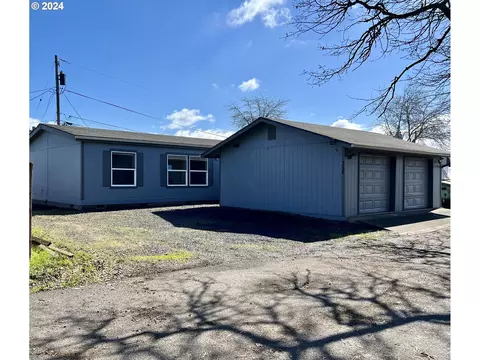 356 Elmore St, Lebanon, OR 97355