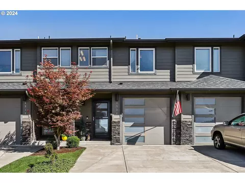 5924 Belknap Springs St, Salem, OR 97306
